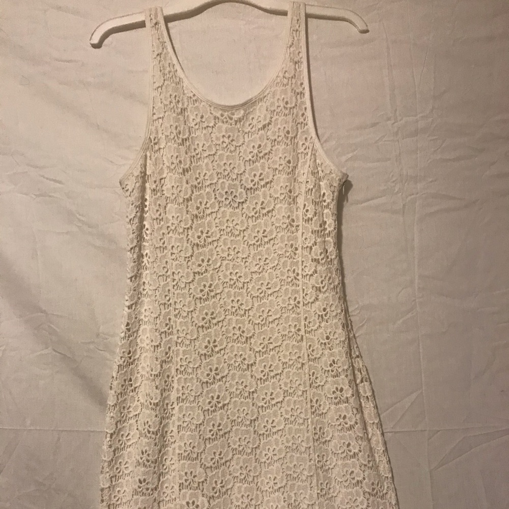 Jennifer Lopez white lace woman’s dress size 8